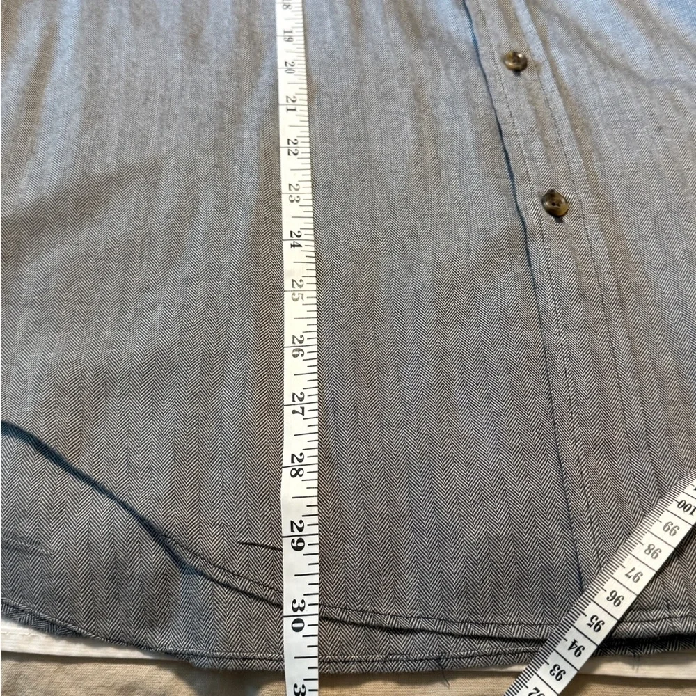 J. Crew Men's Light Gray Button-Down Shirt